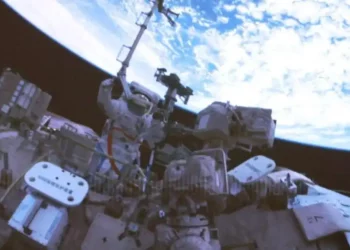 Tawagar ‘Yan Sama Jannatin Shenzhou-21 Sun Kammala Aikin Tattaki Karo Na 3 a Wajen Tashar Binciken Sararin Samaniya Cikin Nasara