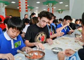 Shugaba Xi Ya Amsa Wasikar Da Daliban Kasashen Sin Da Amurka Dake Hadakar Sada Zumunta Tsakaninsu Suka Aike Masa