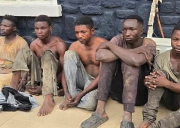 Sojoji Sun Bankaɗo Masana’antun Ƙera Makamai A Filato, Sun Kama Mutane 5