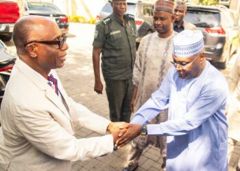 Atiku Ya Ziyarci Abokin Hamayyarsa, Amaechi Bayan Nasarar Zaɓen Fidda Gwani Na Shugaban Ƙasa A ADC