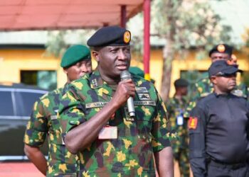 COAS Ya Umarci Dakaru Su Murƙushe ‘Yan Ta’adda Da ‘Yan Bindiga A Kwara Da Jihohin Maƙwabta