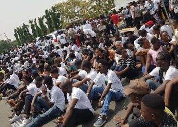 Man fetur 2027:Yadda Kuɗi Da Siyasar Uban-gida Suka Daƙile Hanƙoron Matasa