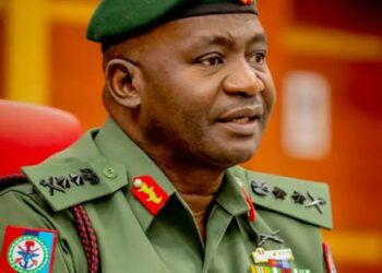 Gwamnatin Tarayya Ta Ɗaga Albashin Sojoji Daga Naira 49,000 Zuwa Naira 100,000 – Ministan Tsaro