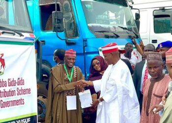 Sanusi Gwamnan Kano Ya Buƙaci EFCC, ICPC Su Sa Ido Kan Rabon Tallafin Taki