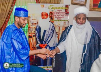 Rasuwar Sardaunan Sakkwato: Tawagar Gwamnatin Kano Ta Kai Ziyarar Ta’aziyya Ga Sarkin Musulmi
