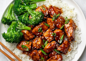 Yadda Ake Chicken Teriyaki Rice