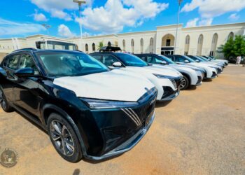 Gwamna Dauda Lawal Ya Raba Motocin Aiki Ga Manyan Makarantu A Zamfara