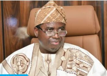 Muna Sane Da Cewa Idon Yan Nijeriya Miliyan 200 Na Kan Mu – INEC
