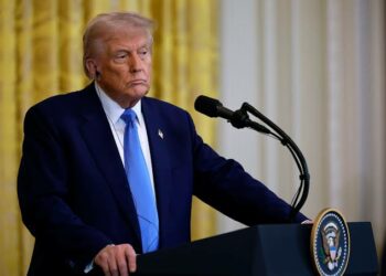 Trump Ya Hana CNN Da Wasu Kafofin Yaɗa Labarai Shiga Fadar White House