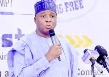Kotu Ta Yi Watsi Da Shari’ar Gwamnatin Kwara Kan Bukola Saraki