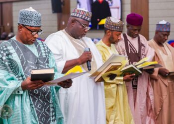 Gwamna Dauda Lawal Ya Rantsar Da Manyan Sakatarori Biyar