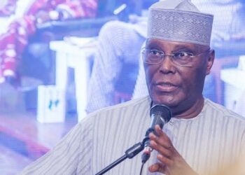 Atiku Ya Buƙaci Majalisar Dattawa Ta Yi Watsi Da Buƙatar Ciwo Bashin Tinubu