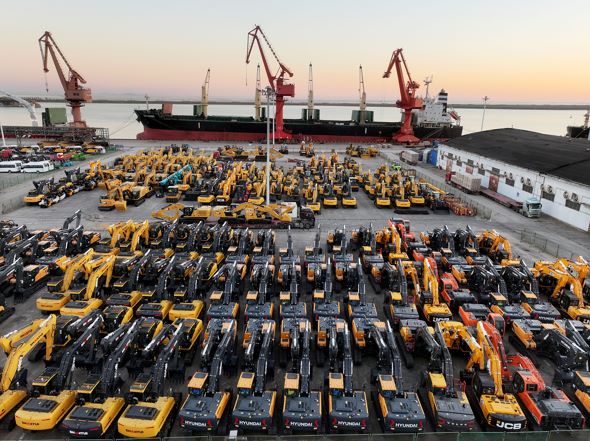 China: Foreign trade volume grows by 18.8% in first nine months